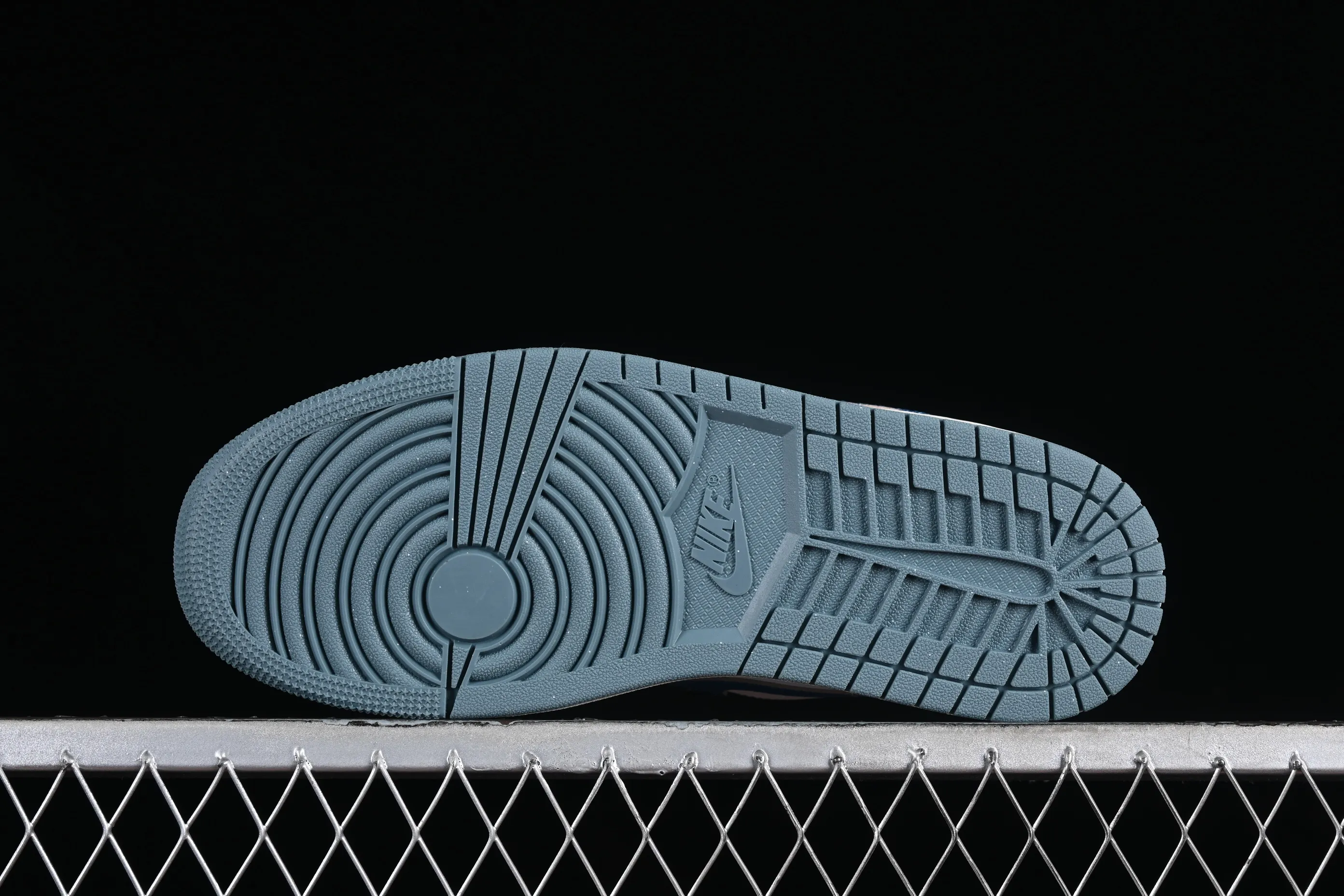 All categories Air Jordan Jordan series basketball shoes Air Jordan 1 Low Air Jordan 1 Low AJ1 Joe 1 retro white and blue low-top cultural and leisure sports sneakers FN5214-141